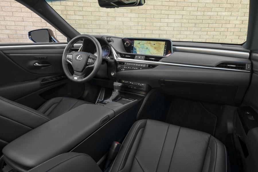 Торпедо Lexus ES350 F-Sport 2018 года  (NA) (фото 3 из 47)